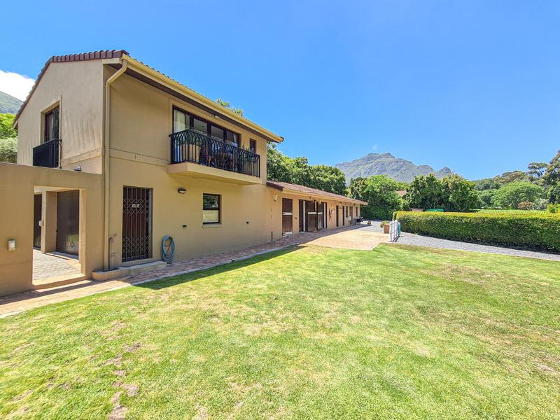 5 Bedroom Property for Sale in Hout Bay Western Cape